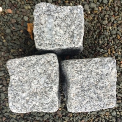 Pflastersteine / Granit Kleinpflaster neu porto grau 9x11 (4,5 qm/to.)